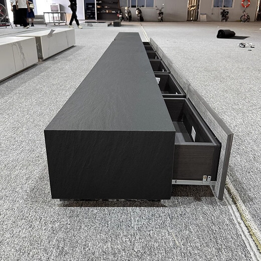 Light luxury and high-end 2025 new living room slate TV cabinet with hidden sockets, floor-standing Italian minimalist suspended platform (obsidian black concave and convex mold surface slate floor cabinet, right angle_m)