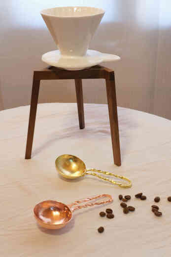 Shuangshan (SHIMOYAMA) handmade brass coffee spoon, copper coffee bean spoon, dessert spoon, brass tea spoon, measuring spoon, household creative copper spoon, brass spoon