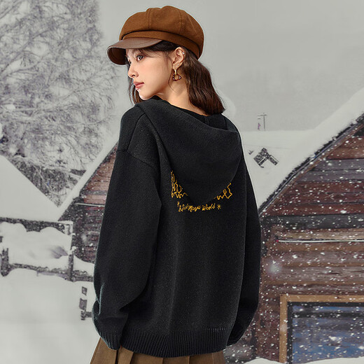 B.Duck Little Yellow Duck Sweater Women's 2025 Winter New Contrast Color Jacquard Plaid Scarf Patch Hooded Sweater Black XS