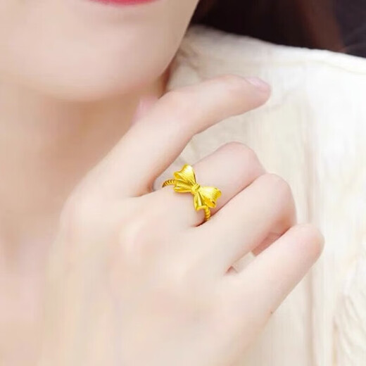 Shudou Gold Store gold-wrapped and silver-wrapped fugitive princess bow ring for women plated with 999 pure gold as a live birthday gift. The bow ring is about 1.3g.