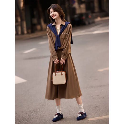 The paradise of awakening, age-reducing temperament two-piece set, autumn and winter fashion fake two-piece shirt, high-waisted A-line mid-length skirt women's suit, Khaki S
