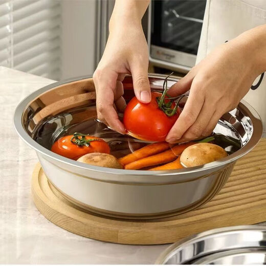 304 food grade stainless steel basin thickened flat bottom soup basin household rice basin small iron basin kitchen small bowl rice bowl food grade 304 16CM one pack