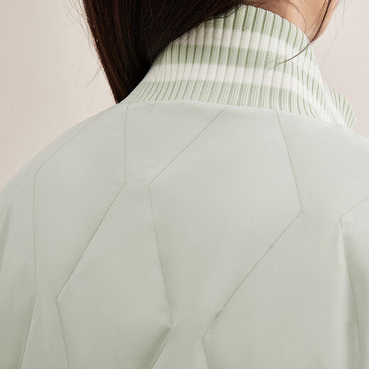 Flying in the Snow Leichte Daunenjacke für Damen, kurz, Herbst und Winter, modisches Baseball-Kragen-Design, lässig, kältebeständig, warme Jacke für den Außenbereich