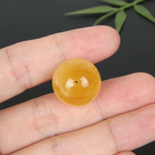 Yuzhi 1 item, 1 certificate, 1 shot, natural Russian material, unoptimized beeswax round beads, single bead and separate beads, 4 grams, diameter 19.3 mm, unique product G912