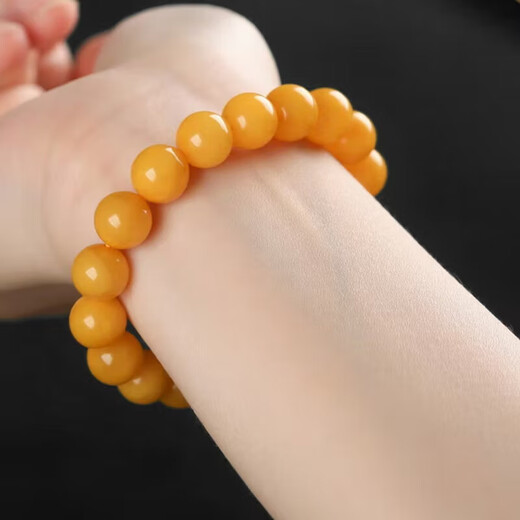 Carol amber beeswax bracelet for men and women old beeswax chicken fat yellow bracelet amber accessories authentic about 11mm