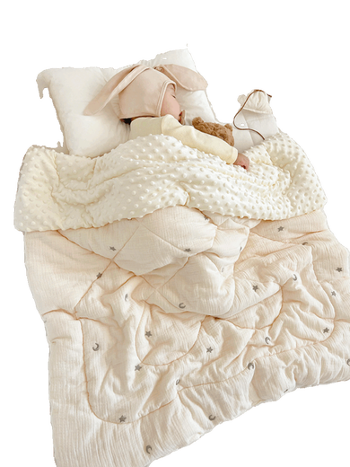 Yunduo Newborn Baby Spring and Autumn Cover Blanket Children's Air Conditioning Quilt Kindergarten Quilt Autumn and Winter Quilt Soothing Beanie Velvet Blanket Bear Head Embroidered Beanie Quilt 10-20 degrees 120x150cm