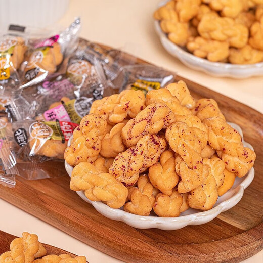 Internet celebrity snacks mini twists individually packaged crispy snacks office old-fashioned flavor manufacturer clearance 50 packs mixed flavor twists in various flavors