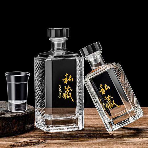 Wanzui wind glass empty wine bottle, food-grade glass, home-made lead-free wine bottle, sealed wine jar, 1500 liters (no sticker) 3Jin Jin equals 0.5kg