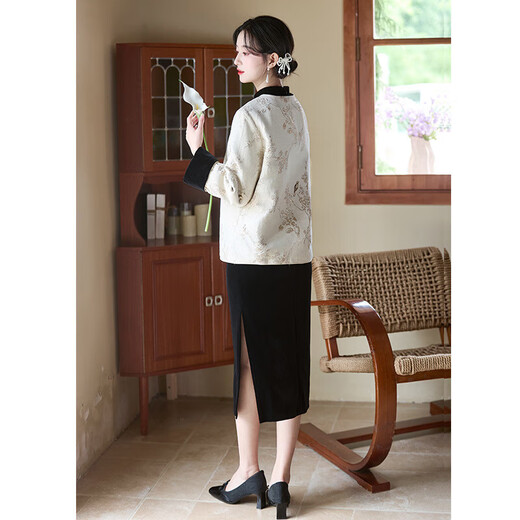 Clothing sample Retro black velvet cheongsam long-sleeved 2025 autumn slimming waist temperament dress daily style 557 L