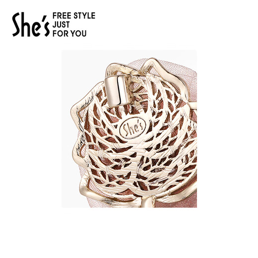 She s Akiko Plant Story original romantic flower brooch high-end brooch brooch pin birthday gift for girlfriend red A0