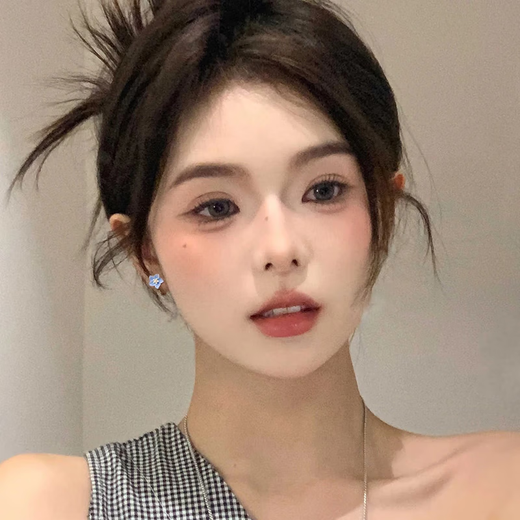 Blue camellia resin earrings for women 2025 new niche design exquisite earrings light 1# blue small flower earrings