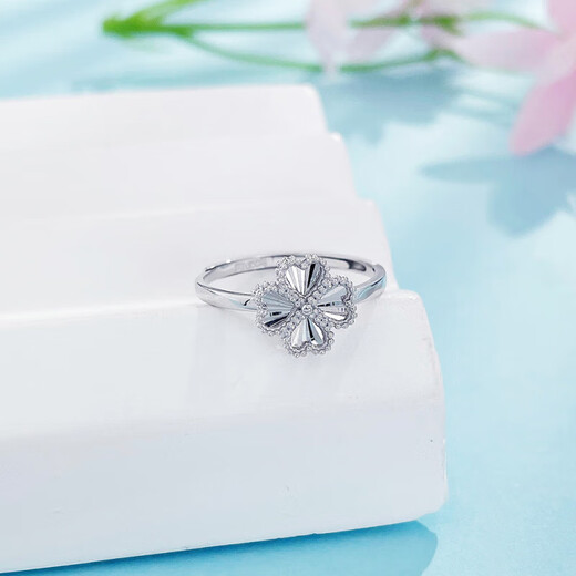 Laofu gold platinum shadow bead edge love four-leaf clover ring live ring about 3g