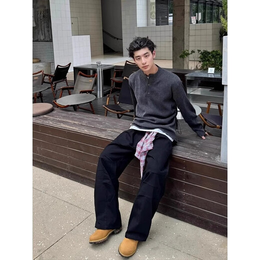 Textured tree branch black henley collar long-sleeved T-shirt for men in old money style loose drape P-shirt sweatshirt dark gray M