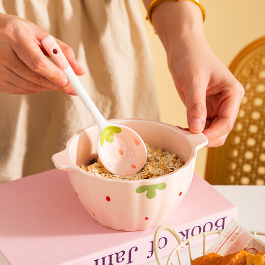 Girly Heart Strawberry Double-Eared Bowl and Spoon Thickened Soup Bowl Salad Bowl Rice Bowl Household Bowl High-Looking Underglaze Color Tableware Light Pink Strawberry Double-Eared Bowl (2 Bowls 2 Spoons) 4-piece Set