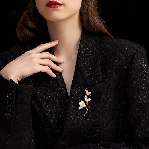 Kamalun (KAMALUN) 2025 new lotus brooch, high-end women's suit cheongsam corsage pin accessories, light luxury birthday gift for girlfriend, lotus brooch + brand gift box, no engraving