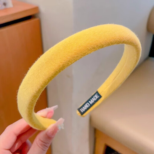 Zan Yingmei 2025 new autumn and winter plush hair hoop for women, high-end light luxury, lazy wind hair bundle, high skull face wash headband, one milk tea color solid color hair hoop