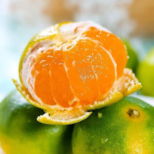 Первый урожай апельсинов Yunnan Xiaomi, свежие апельсины с зеленой кожурой, сезонные фрукты в наличии, 4 Цзинь Цзинь по 0,5 кг в коробке