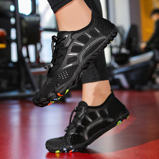 Silent sports shoes for men and women, indoor fitness shoes for squats, special treadmills, skipping rope shoes, soft-soled Pilates yoga shoes 502 black, shock-absorbing, silent and non-slip 43