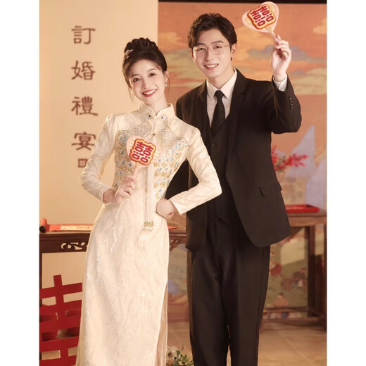Xin Youjie wedding engagement toast dress 2025 bride autumn and winter long-sleeved wedding dress for women Chinese cheongsam Xiuhe dress champagne color long sleeve M