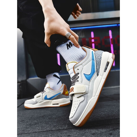 AJNIKERAIR NIKE Putian Pure Original aj312 men's shoes olive green white gray low top pure original basketball shoes Easter actual combat AJ312 olive green 35