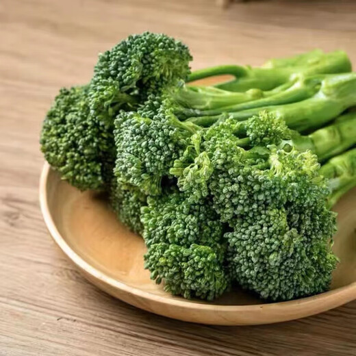 Beijing fresh Yunnan fresh broccoli moss, long-stem broccoli moss, sweet, crisp and tender, kept fresh with ice, net weight 2.5Jin Jin equals 0.5kg, straight from the source
