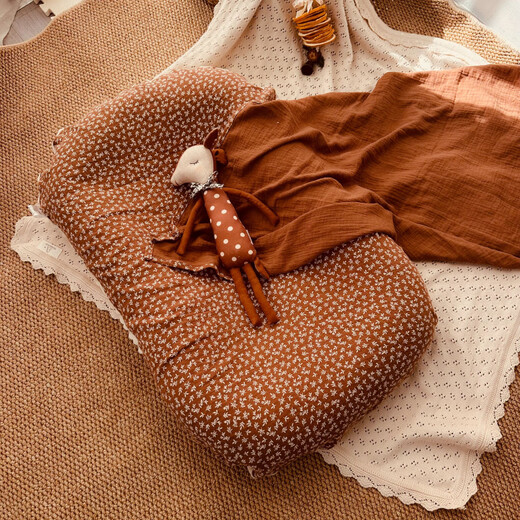 Chuangjingyi chooses crib mid-bed baby newborn baby soothing bionic bed for sleeping, portable and removable Splendid Years - small size 80*50cm (suitable for 0-6 months) - available