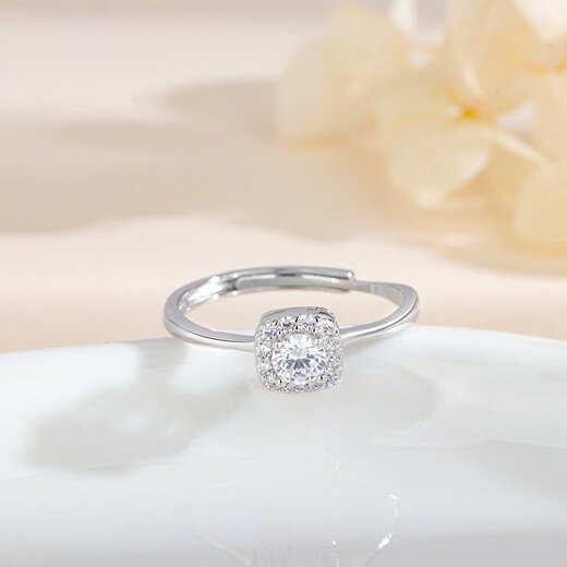 Laomiao S925 niche temperament versatile ring gift for girls, high-end light luxury jewelry for girlfriends and wives on Valentine's Day S925 niche temperament versatile ring