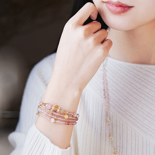 AMY S GARDEN Taohuatan Natural Strawberry Crystal Bracelet Women's Light Luxury High-end Crystal Bracelet Women's Jewelry Birthday Gift