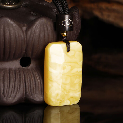 Yanyun Jewelry Natural Beeswax Wushi Brand Pendant Tiger Skin White Flower Honey Necklace Men's and Women's Solitary The main stone weighs 2-4 grams