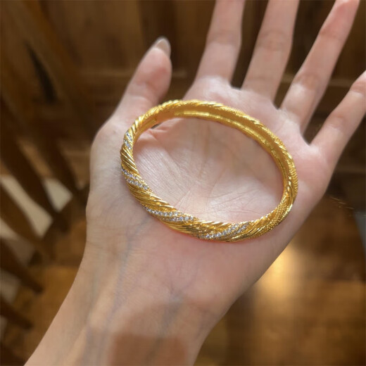 Jinxu Lao Phoenix 999 gold 18k gold brushed twist diamond bracelet sweet cool cool style bracelet accessories for women Lao Feng