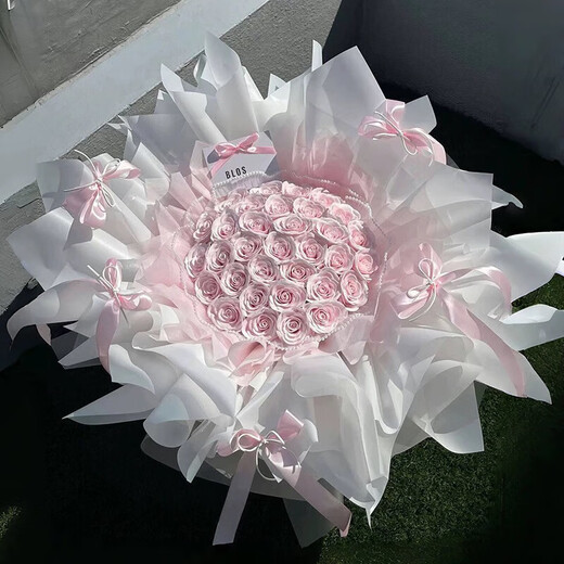 Everlasting flower rose bouquet doll hug bucket for girlfriend and best friend simulated soap flower birthday gift Sweet core cloud 33 hug bucket + balloons