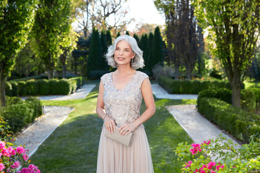 Alex Evenings Women's Long V-Neck Embroidered Mother of the Bride Dress Taupe 10