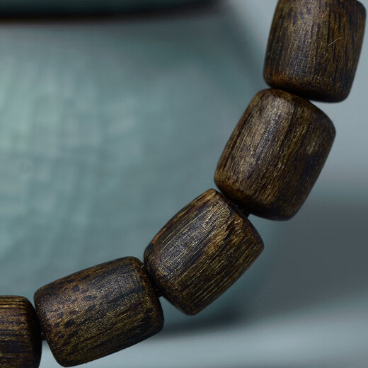 Tanjing submerged water grade Hainan Qi Nan agarwood bracelet barrel beads for men and women bracelets Guoxiang Hainan chess agarwood bracelet [Solute product S9793] Suitable for 16-18cm hand circumference, one thing, one beat sinking water chi Nan agarwood barrel beads