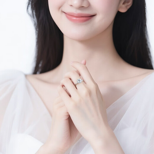 Central Chuang Fashion Chinese Gold Moissanite Ring Diamond Ring Proposal Ring Women's One Carat 1 Carat Moissanite Women's Ring