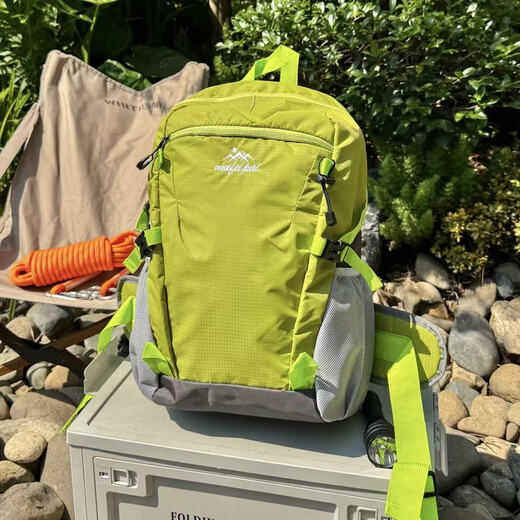 Nanmu Xiong Outdoor Mountaineering Bag Lightweight Backpack Travel Mountaineering Hiking Equipment School Bag Large Capacity Cycling Sports Bag Backpack Lightweight Mountaineering Bag Green