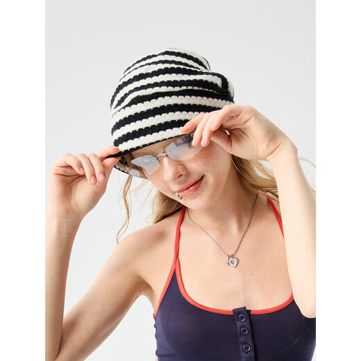 Shang Xuan black and white classic striped woolen hat for women, versatile autumn and winter warm knitted hat for couples, cold hat, Korean striped line