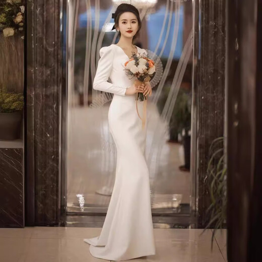 Rabbit style certificate clothes French satin light wedding dress 2025 new long-sleeved Hepburn style niche simple bride welcome fishtail white XS