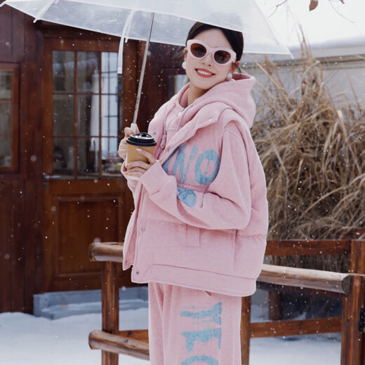 TCH three-piece set 25 autumn and winter fashion hot diamond simple style versatile gentle style age reduction suit for women pink M 90-120Jin Jin is equal to 0.5 kg