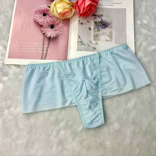 New European and American sexy close-fitting men's thong men's silky cross-dressing daily wear healthy and comfortable sexy panties light blue M