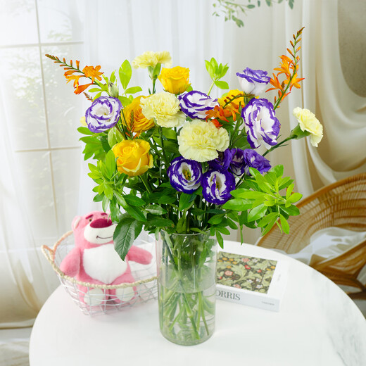 Jingdong Flowers (Molan Youxiang)-Kunming flower base straight hair roses lilies multi-head bouquets flowers straight hair from the source