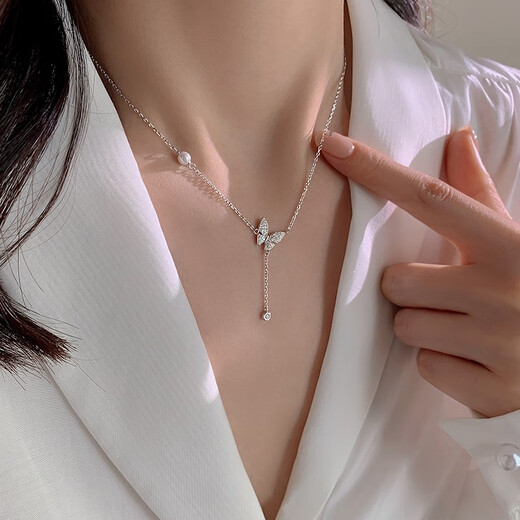Farcoko Butterfly Necklace Women's Silver Clavicle Chain Tassel Necklace Small Fresh Birthday Gift for Girlfriend and Wife Silver-Butterfly Clavicle Chain