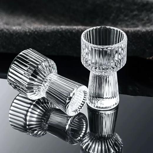 Yusenyi Chinese liquor glass set creative striped glass one-cup small wine glass divided into jug household wine cup spirits wine set (2 pots 2 cups)