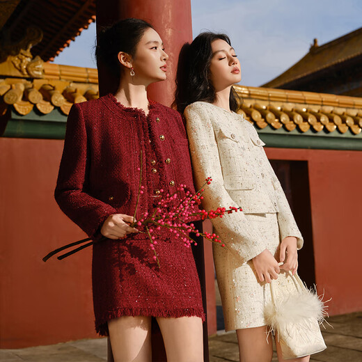 Xiangying Zhang Yuxi's same red small fragrance suit for women 2026 spring new skirt Qianjin style New Year's shirt jacket + vest + skirt suit M