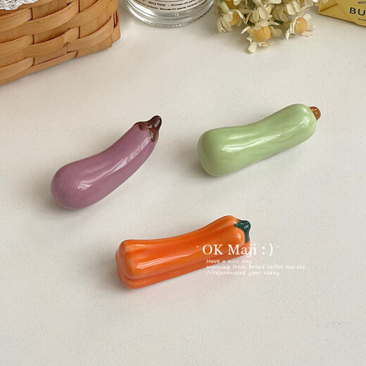 Kaooseen high-looking chopstick holder, creative chopstick holder, small holder for chopsticks, household table decorations, chopstick holder, chopstick holder, chopstick pillow, vegetable chopstick holder-eggplant