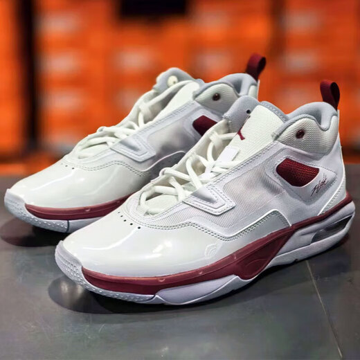 Nike (Nike) Chaussures masculines Autumn New Sneakers Jordan Stay Loyal 3 Air coussin amortit