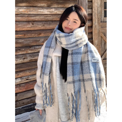 Purchasing scarf blue women's 2025 new winter Japanese and Korean atmosphere mohair feel, white and blue, autumn and winter atmosphere artifact, cold and windproof