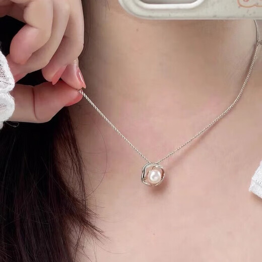 Necklace Women's Single Pearl Silver Necklace Light Luxury Niche Necklace Clavicle Chain Women's High-end Jewelry Temperament Pendant Pearl Pendant Necklace