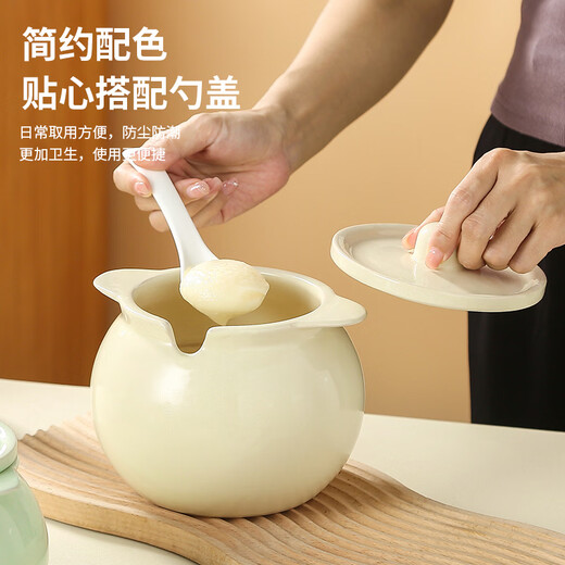 TYZAYR Japanese lard jar kitchen household high temperature resistant ceramic spoon with lid filter red oil filled with meat oil and chili oil 1400ml milky white lard jar comes with long handle spoon anti-scalding ears thick porcelain high temperature calcining