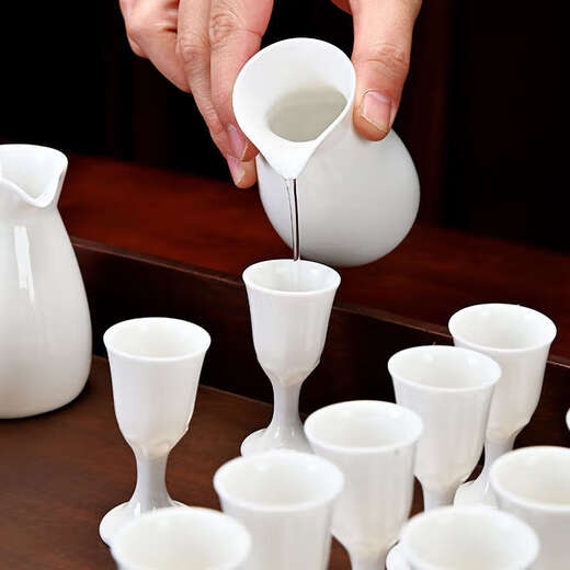 Yusenyi white porcelain wine set, home guest wine dispenser, gift box, gift box, white wine glass, jug, one pot, one cup