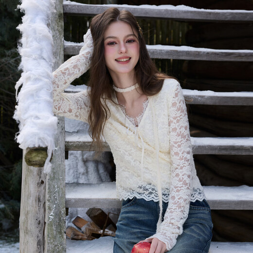 Sancai 2026 Spring New Style Slim Bottoming Lace Shirt V-neck Long Sleeve Short Sweet F